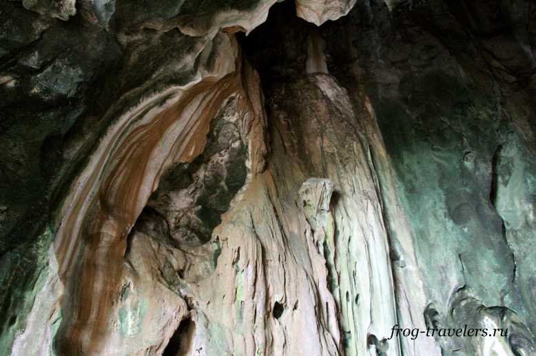 Темная пещера в Куала-Лумпур