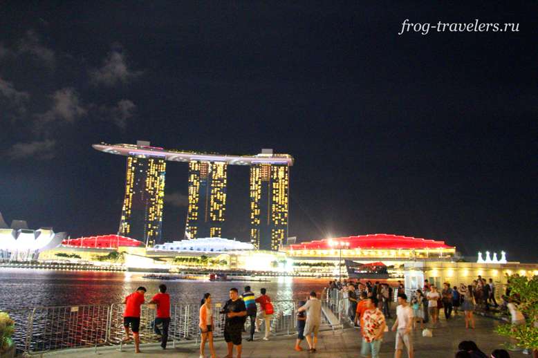 Отель с бассейном на крыше Marina Bay Sands Сингапур