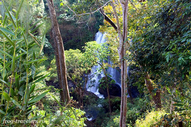 Водопады Tad Tayicseua Waterfalls