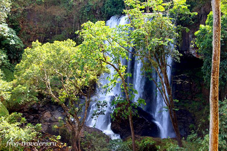 Водопад Tad Tayicseua Waterfall Водопад Tad Tayicseua Waterfall